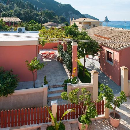Amalia Cottages Агиос-Гордиос Экстерьер фото