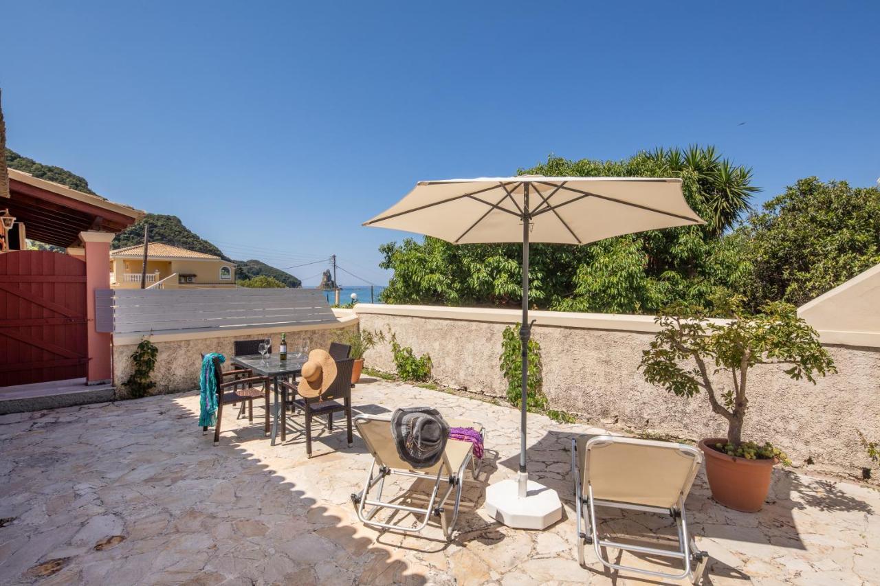 Amalia Cottages Агиос-Гордиос Экстерьер фото